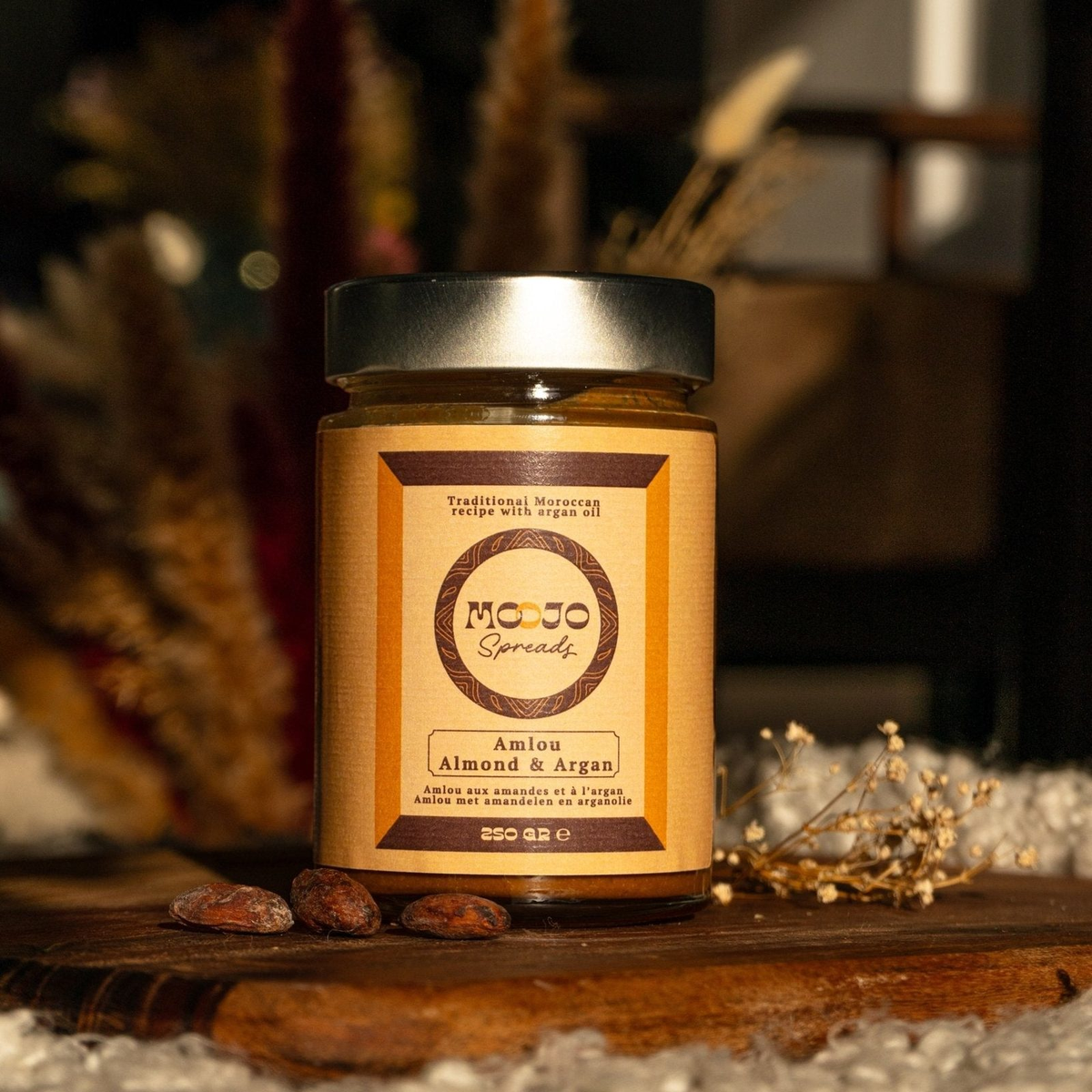 Pot d'amlou aux amandes et à l'argan, fèves de cacao